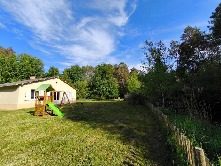 Maison de vacances pour 6 personnes, avec terrasse ainsi que jardin et vue