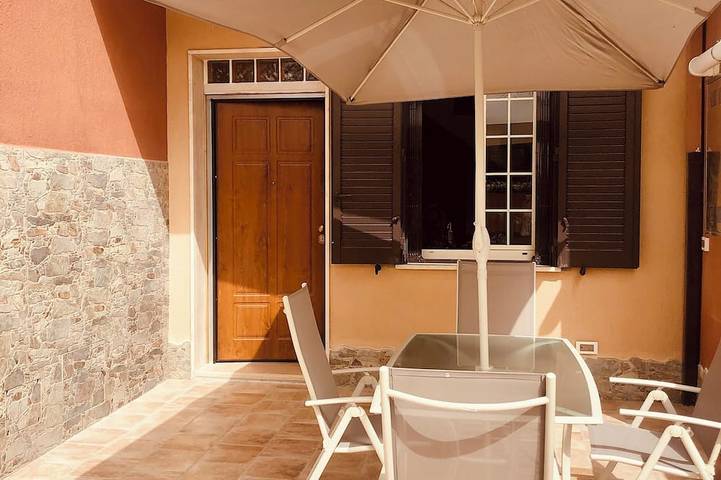 Ferienhaus für 7 Personen, mit Balkon und Garten - 1
