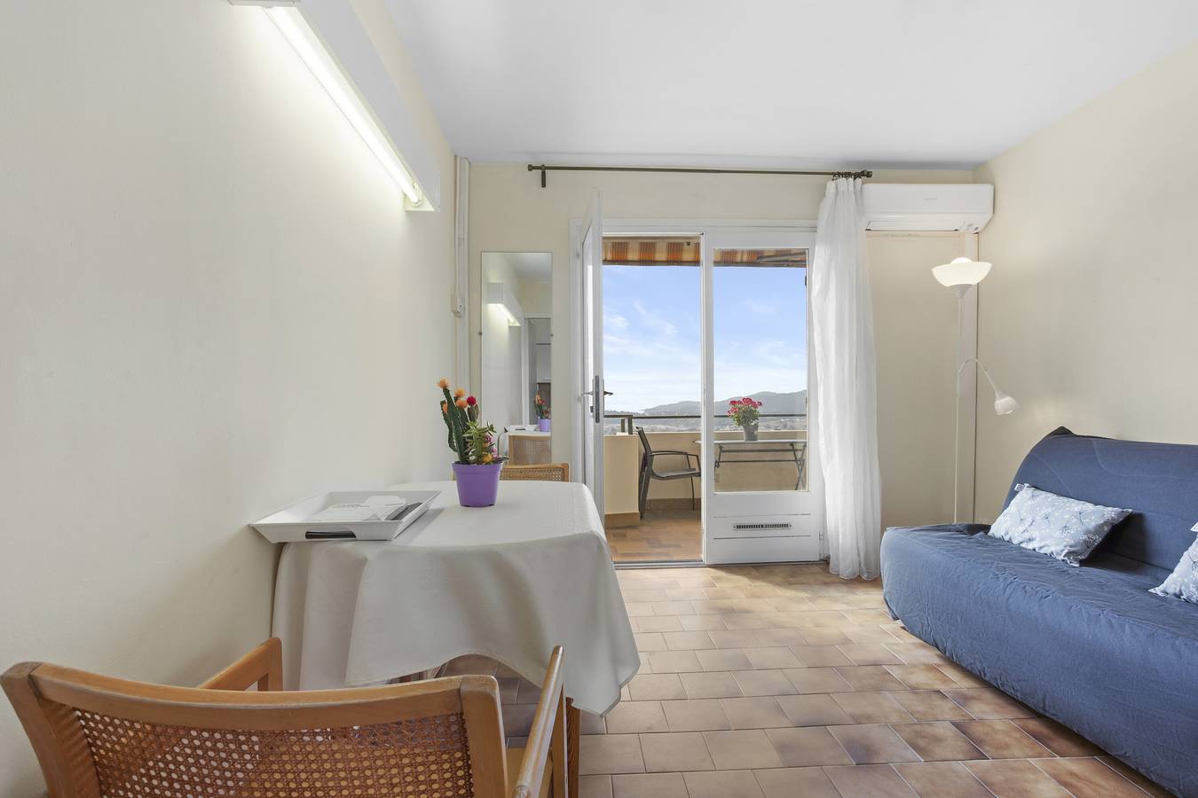 Hel lejlighed, Apartment 'Le Mas Berliat N°9' with Sea View, Wi-Fi and Air Conditioning in Bormes-les-Mimosas, Nationalpark Port-Cros