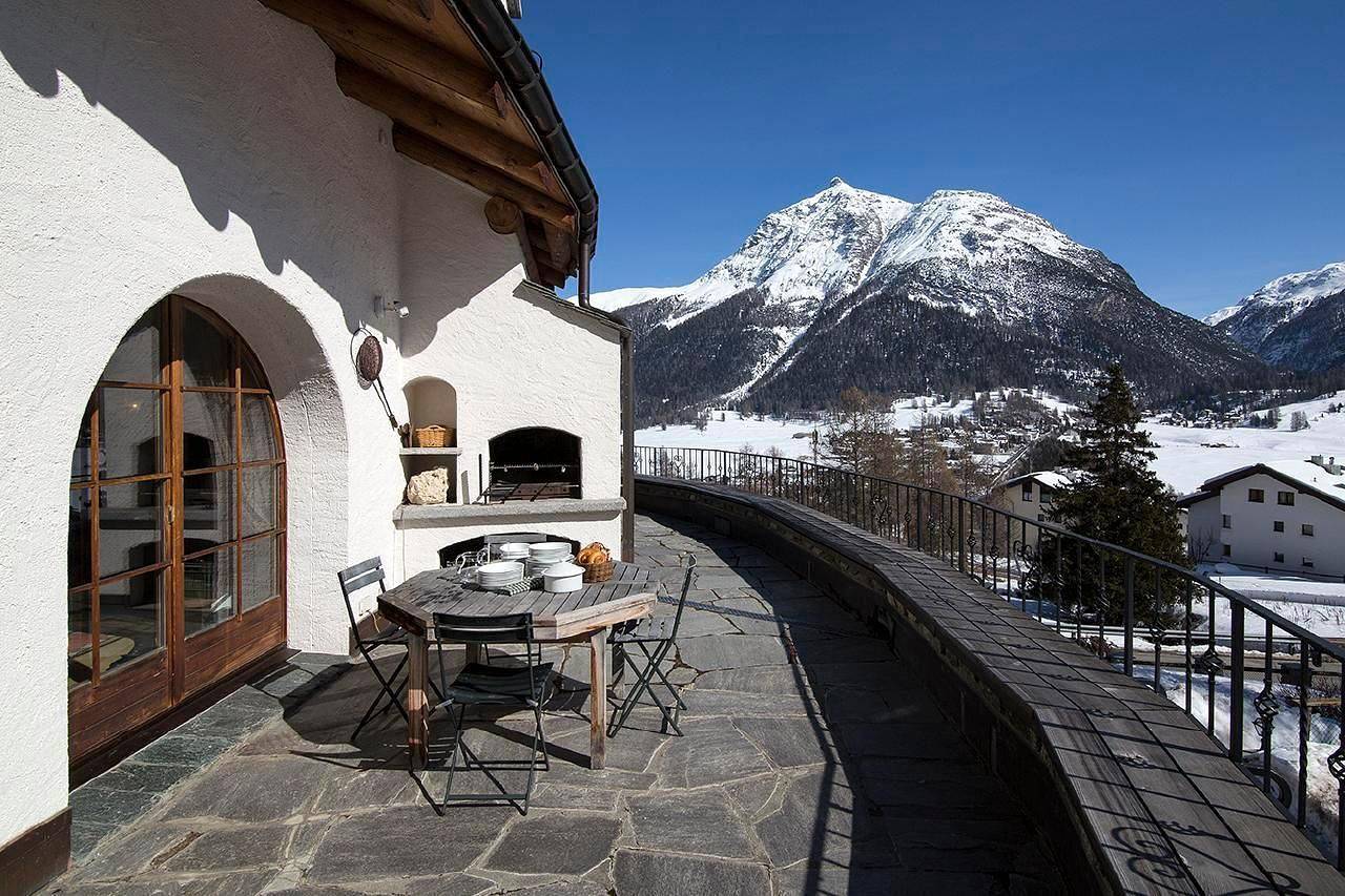 Chesarina Chalet in La Punt-Chamues-ch, Oberengadin
