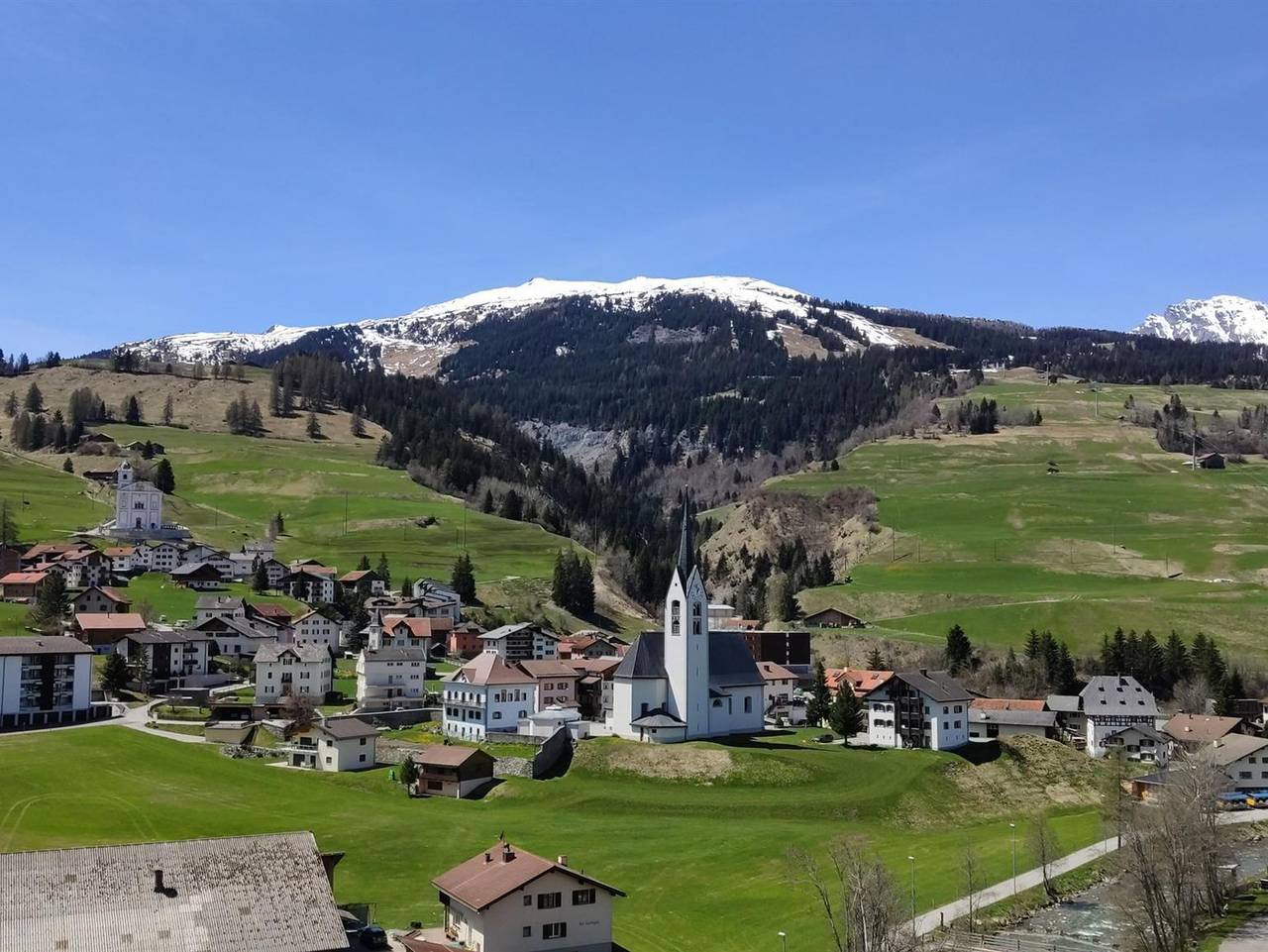 Ganze Ferienwohnung, Chalet Rezia - 2.5 Zimmerwohnung - 3  Betten in Surses, Albula