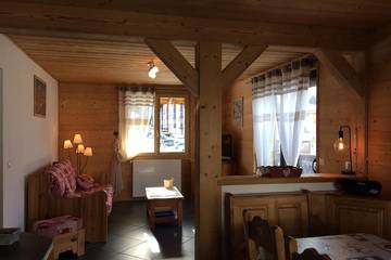 Gîte pour 5 personnes, avec balcon et jardin dans Office De Tourisme Des Gets