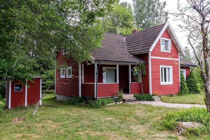 Ferienhaus für 6 Personen, mit Terrasse und Garten in Lessebo und Umgebung