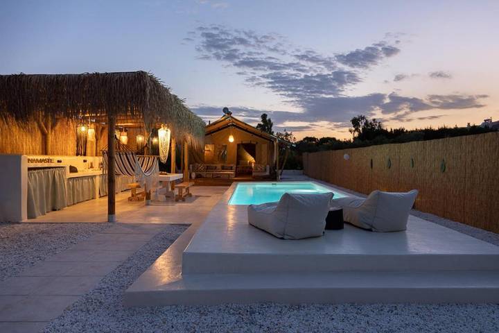 Camping voor 4 personen, met tuin en zwembad, met huisdier in Griekenland