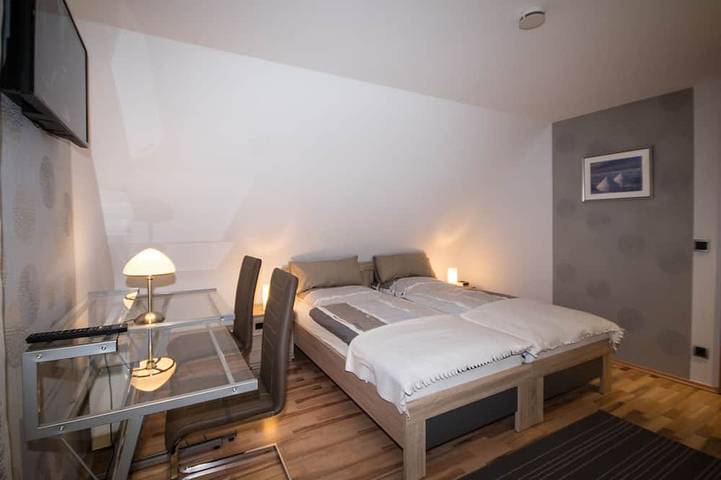 Ferienwohnung für 4 Personen, mit Garten und Pool in Neunkirchen - 3