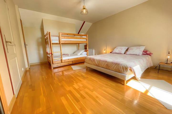 Gîte pour 4 personnes, avec piscine et jardin à Dame-Marie-les-Bois