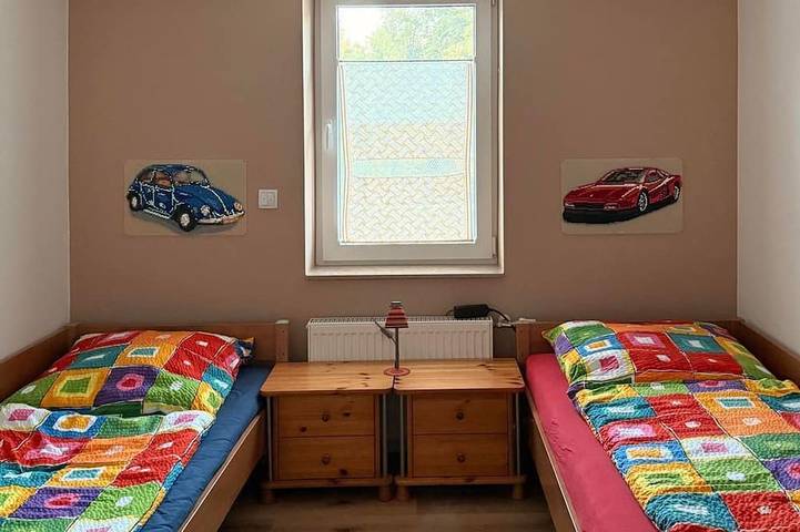 Ganze Wohnung, Ferienwohnung Tina - Appartement/Fewo, Dusche, Wc, 3 Schlafräume in Dahn, Landkreis Südwestpfalz