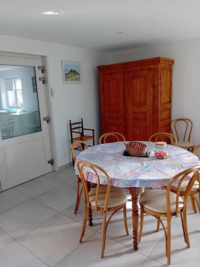 One-Bedroom House in Trézioux, Parc Naturel Régional Livradois-Forez