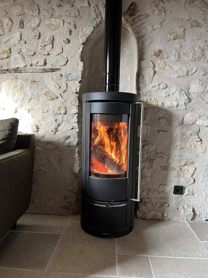 Gîte pour 4 personnes, avec jardin à Ceyzérieu - 4