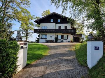 Ferienwohnung für 4 Personen, mit Terrasse und Garten, kinderfreundlich in Prien