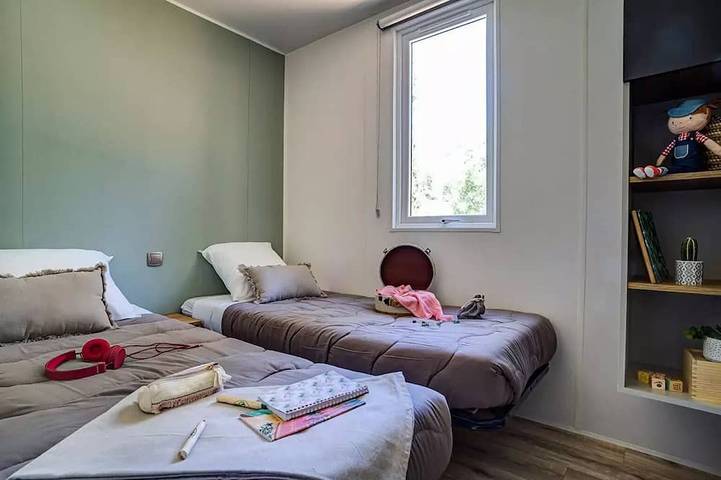 Mobil home pour 10 personnes dans Luna Park La Palmyre - 4