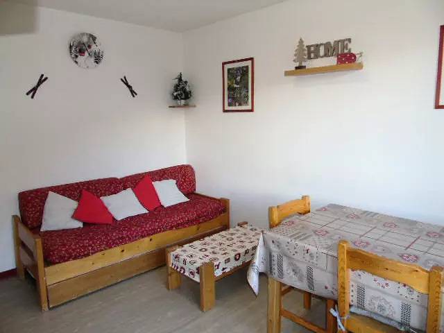 Apartamento entero, 2 estancias para 6 personas in Valfréjus, Modane