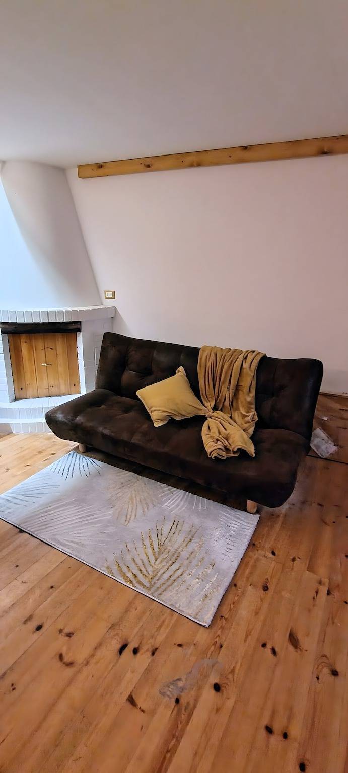 Home Visus, un nid avec vue panoramique et cheminée in Rocca di Mezzo, Parc Naturel Régional Sirente-Velino