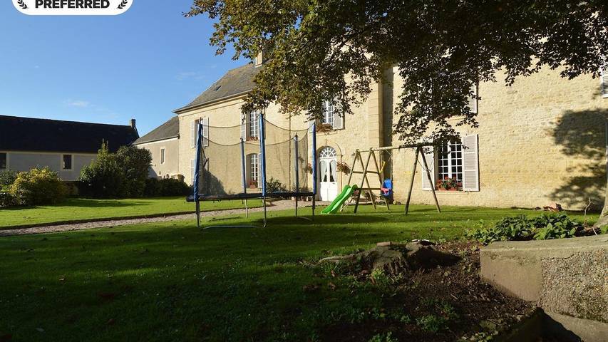 Location de vacances pour 10 personnes, avec jardin et terrasse, animaux acceptés à Osmanville