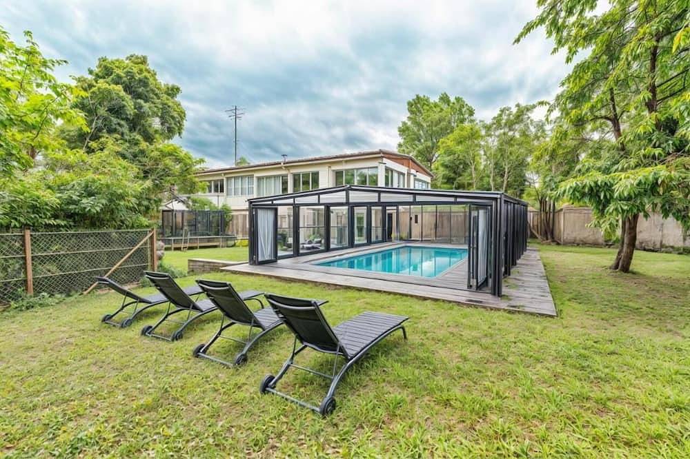 Exceptional villa with indoor pool in Deuil-la-Barre, Valle del Oise