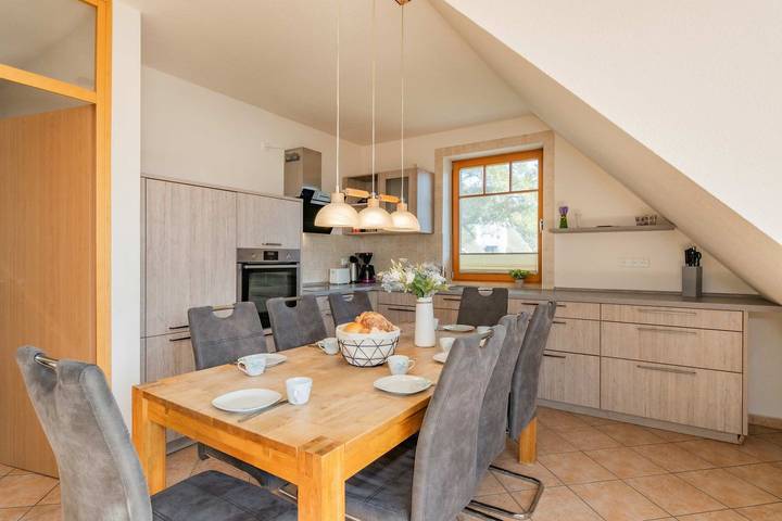 Ferienwohnung für 8 Personen, mit Ausblick und Garten sowie Sauna und Seeblick, mit Haustier in Loddin - 4