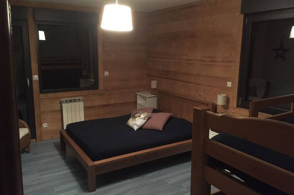 Large chalet with 20 beds in La Bresse – Ideal for families, groups, or ski. in La Bresse, Parc naturel régional des Ballons des Vosges
