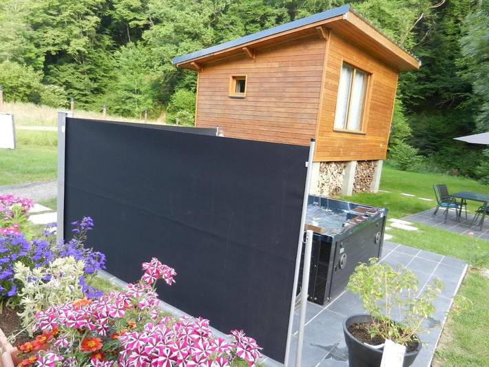Maison d’hôte pour 2 personnes, avec Jacuzzi et Terrasse ainsi que Jardin et Vue