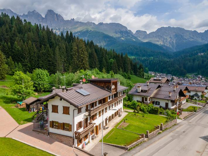 Appartamento per 4 persone, con Balcone e Giardino a Falcade