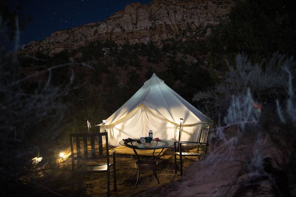 Luxury Glamping King Tent with A/C and Bbq Grill in Washington County (Utah)