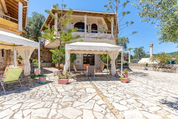 Appartement de vacances pour 4 personnes, avec jardin et balcon