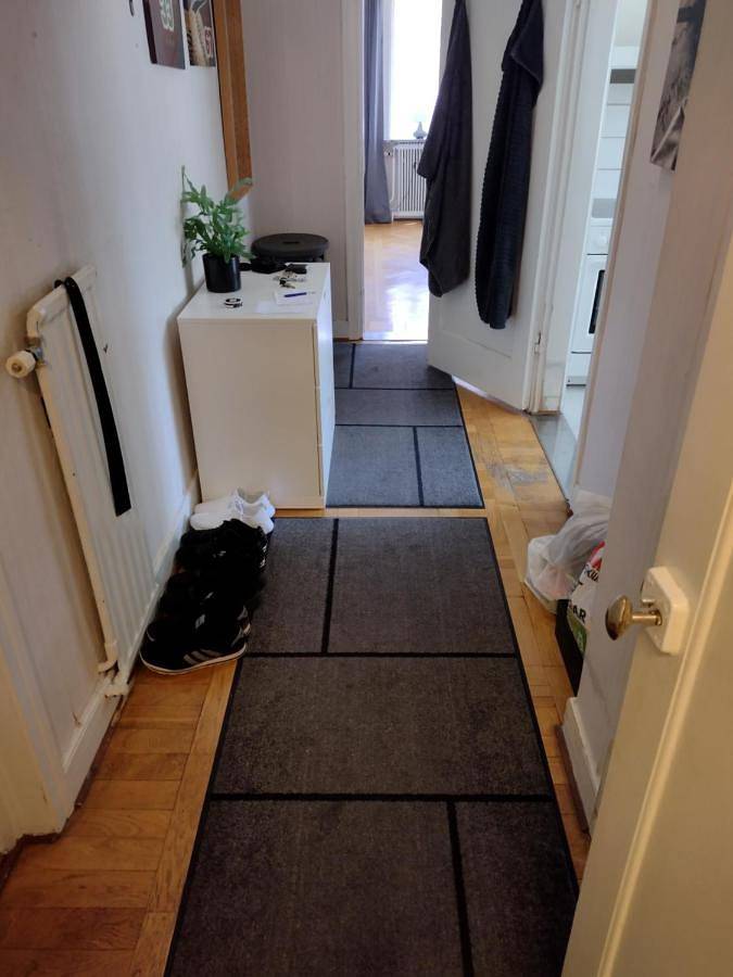 Gîte pour 3 personnes, avec vue et balcon à Kumla