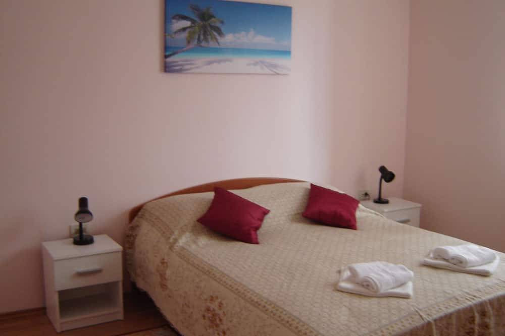 Ganze Wohnung, Gemütliches Appartment direkt am Strand in Raša, Ostküste Istrien