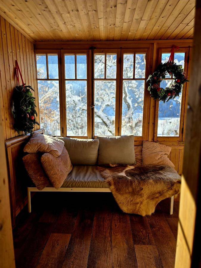 Gîte pour 5 personnes, avec vue et jardin, animaux acceptés à Rougemont - 3