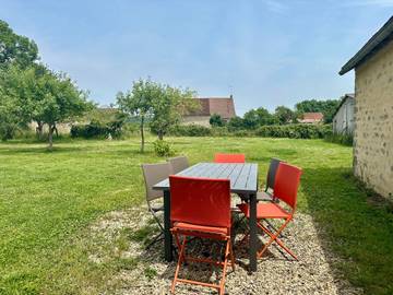 Gîte pour 6 Personnes dans Pierre-Perthuis, Arrondissement d'Avallon, Photo 1