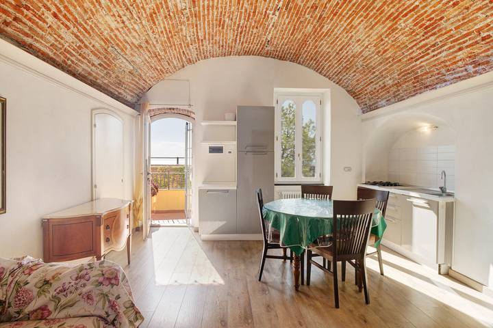 Appartamento intero, Appartamento 'Actis1, Borgo Dei Pescatori' con balcone e Wi-Fi in Marina delle Reti, Cervo (Liguria)