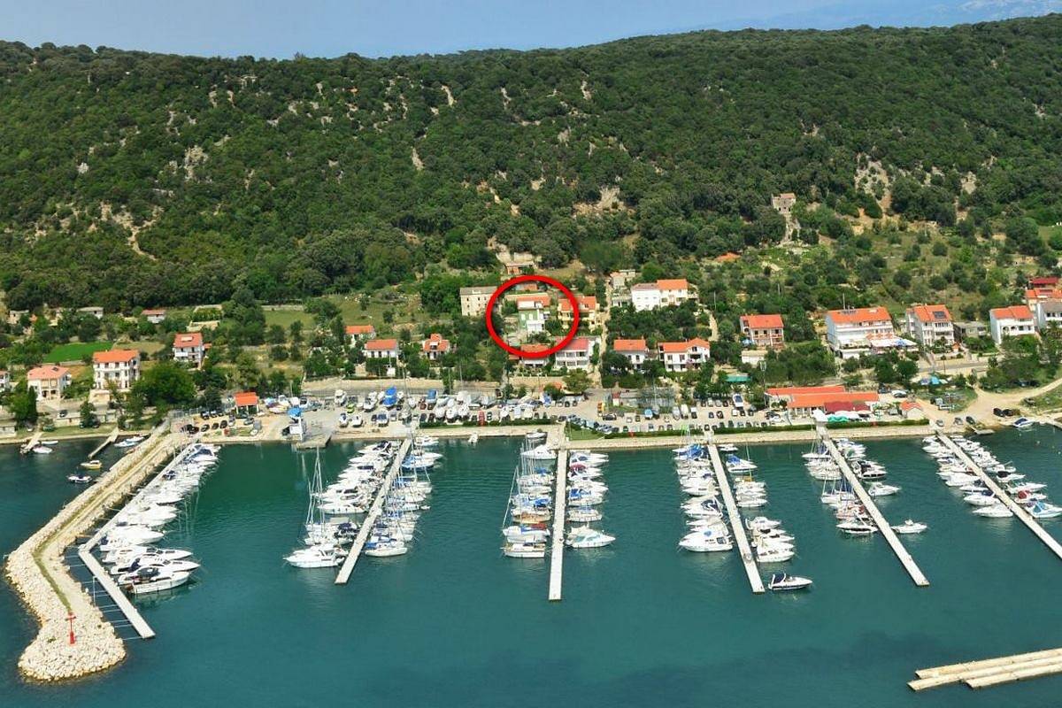 Ganze Wohnung, 1-Zimmer-Ferienwohnung mit Balkon und Meerblick Supetarska Draga - Gornja, Rab A-21380-b in Supetarska Draga, Rab