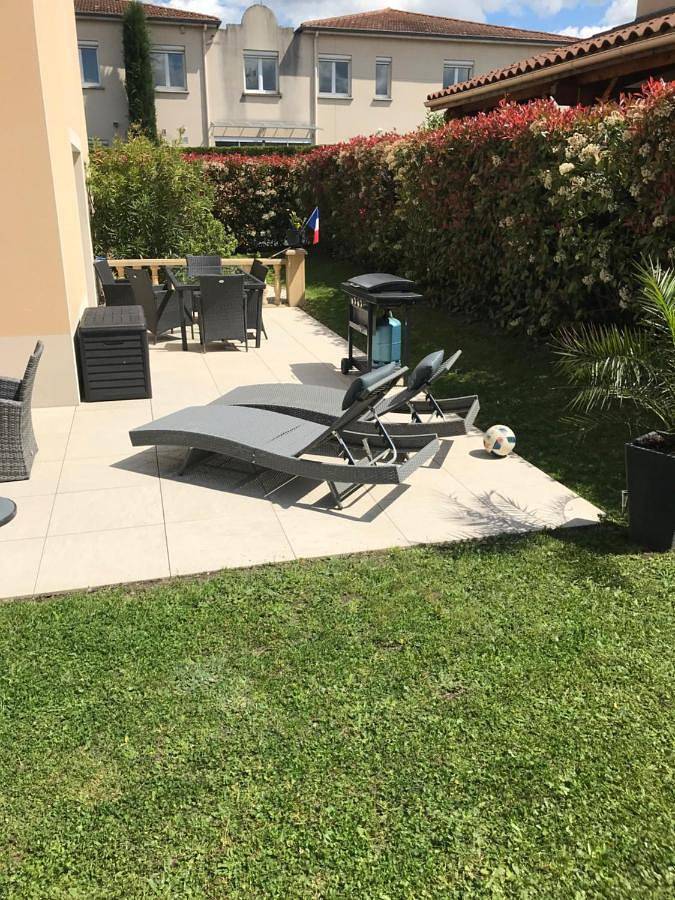 Gîte pour 4 personnes, avec vue et terrasse à Andrézieux-Bouthéon - 2