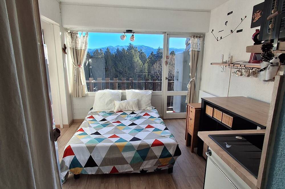 Entire apartment, Cosy, quiet apartment in the heart of the Capcir forest. in Puyvalador, Parc naturel régional des Pyrénées catalanes