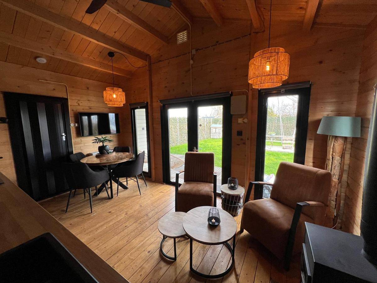 New - Private Cabin - on a lake near Amsterdam in Vinkeveen, Groene Hart