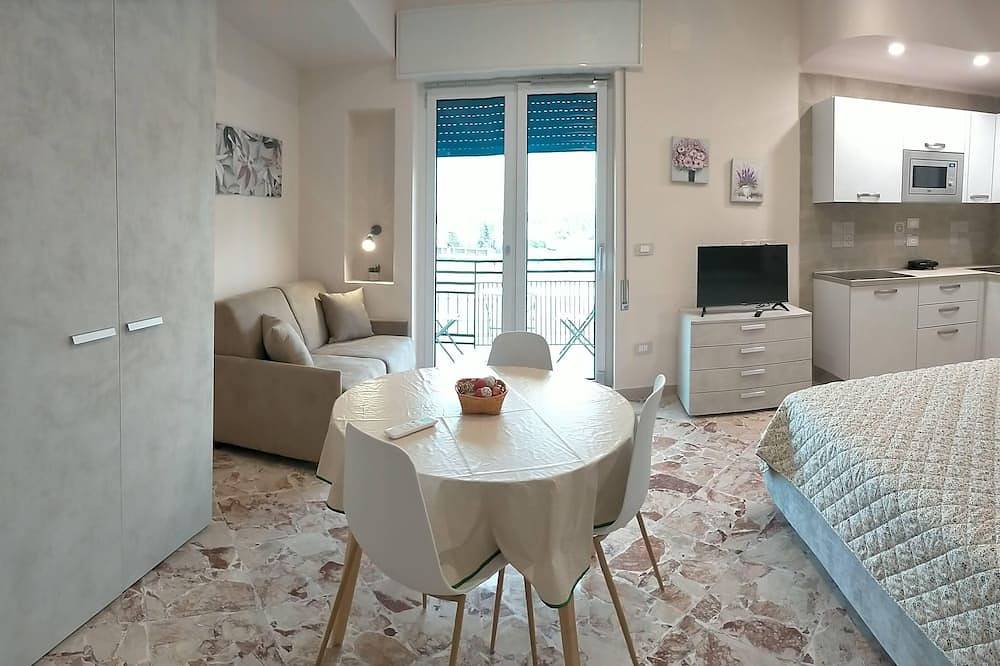 Appartement entier, Apartment in downtown Pompeii few steps away from the  Ruins, next to railway in Pompei, Parc national du Vésuve