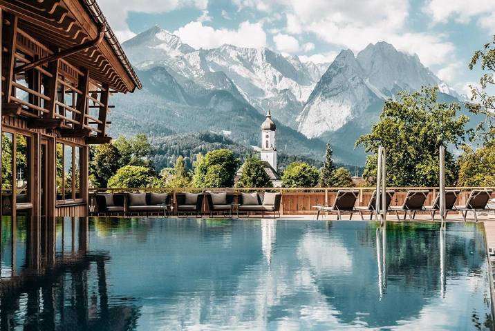 Hôtel pour 2 personnes, avec vue et piscine ainsi que jardin et sauna