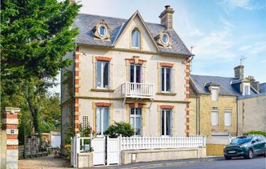 Cottage pour 4 personnes, avec terrasse à Arromanches-les-Bains