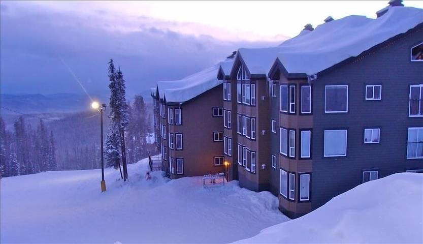Bed and breakfast for 7 people, with hot tub and pool as well as sauna - 1