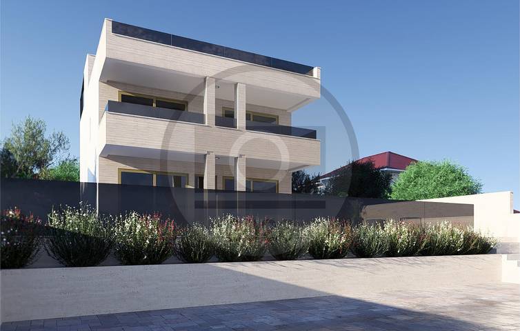 Ferienhaus für 10 Personen, mit Pool und Sauna sowie Terrasse und Garten in Razanac