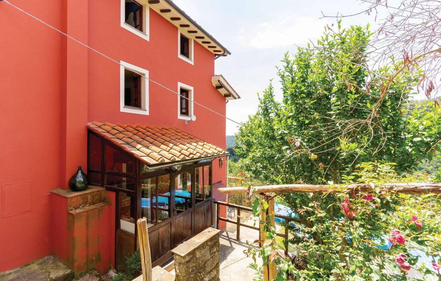 Casa Iris - Versilia, Holiday Home with Pool in Camaiore (Toscana), Riviera Toscana