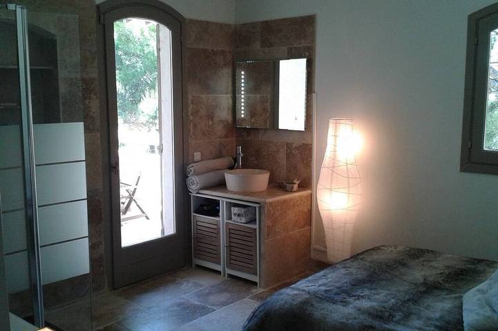 Villa in Provence: Hollyday, Week End with friends, meetings: close to Marseille in Velaux, Mediterranean Coast (France)