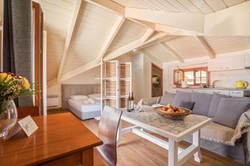 Gîte pour 4 personnes, avec balcon et vue sur le lac dans Argostóli