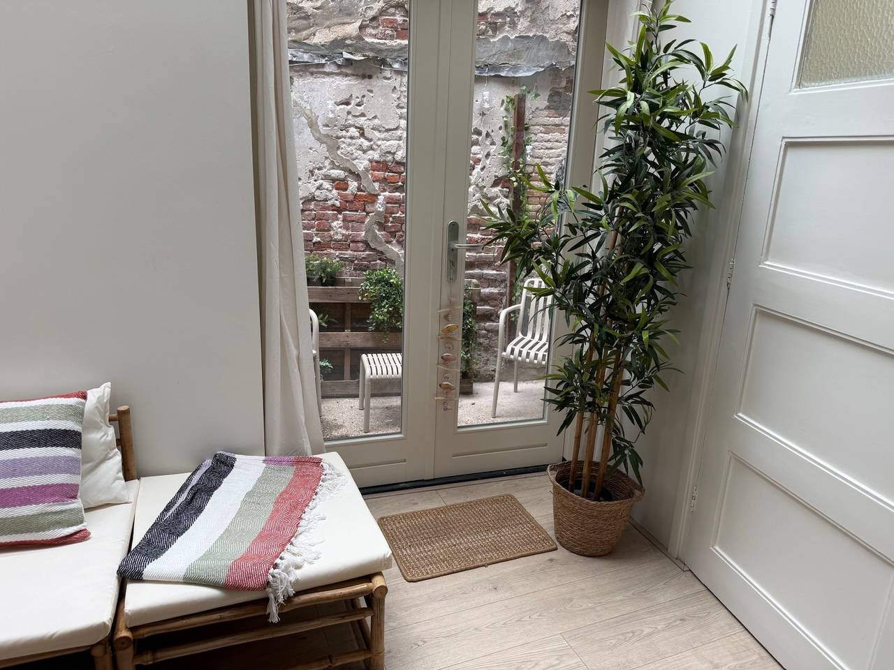 Ganze Wohnung, Charakteristische 4-Personen-Wohnung mit Denkmalschutzstatus in Vlissingen in Vlissingen, Walcheren