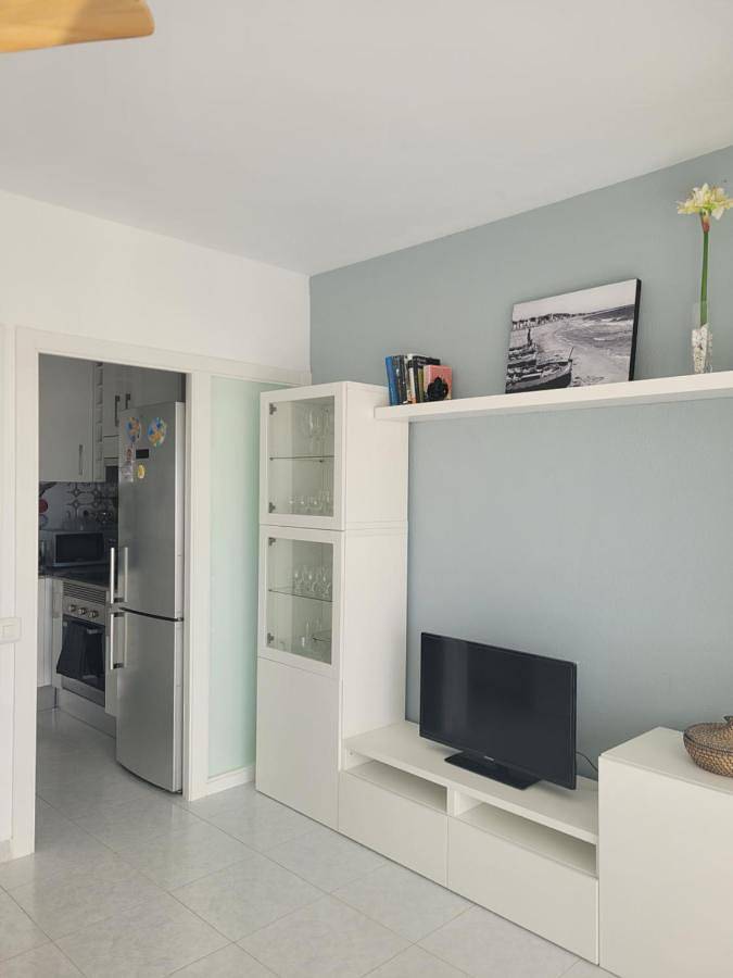 Gîte pour 5 personnes, avec piscine et vue sur le lac ainsi que vue et balcon à Torreblanca - 3