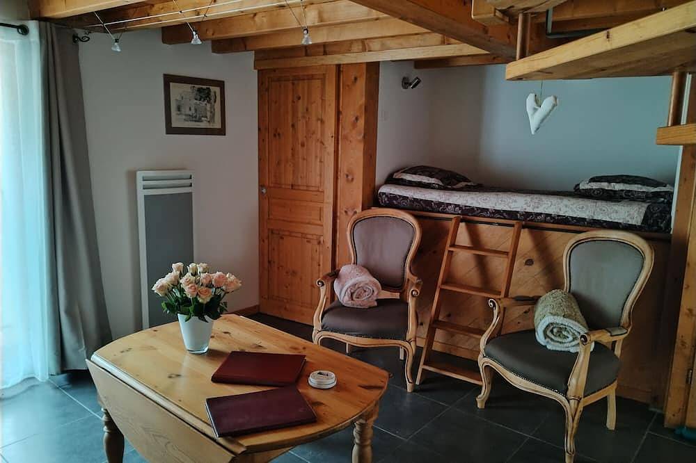 Casa de vacaciones 'Chez Laetitia' con terraza privada y Wi-Fi in Campôme, Parque Natural Regional de los Pirineos Catalanes