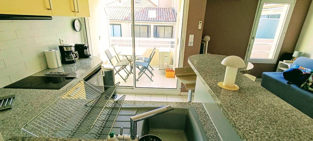 Gîte pour 4 personnes, avec balcon, adapté aux familles dans Plage de Renécros - 2