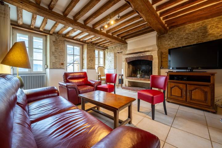 Location de vacances pour 8 personnes, avec terrasse et jardin à Ver-sur-Mer - 3