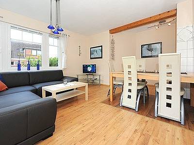 Ferienhaus für 4 Personen, mit Garten in Neuharlingersiel - 2