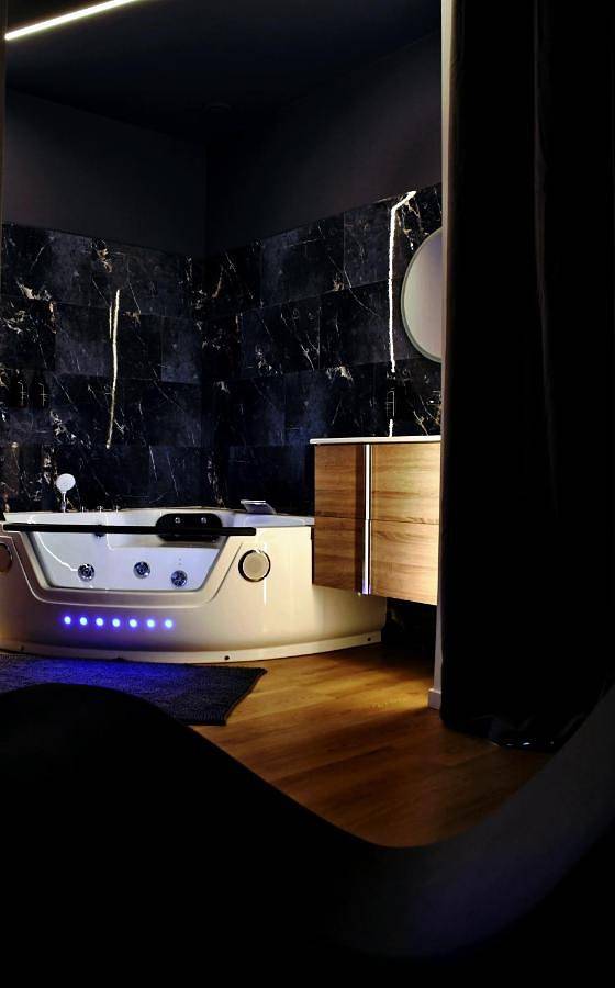 Hôtel pour 2 personnes, avec Jacuzzi à Chazay-d'Azergues