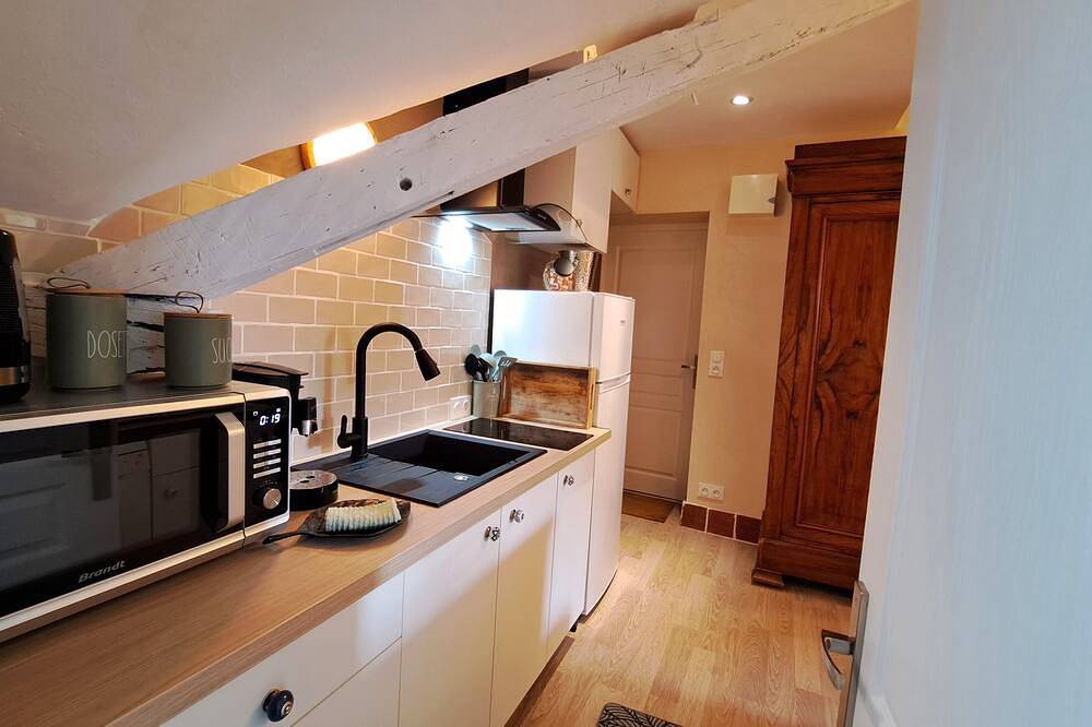 Ganze Wohnung, Cosy Studio Loft Air-conditioned in Sancoins, Saint-Amand-Montrond